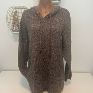 Boyfriend Sweater w/Hood & Front Pocket